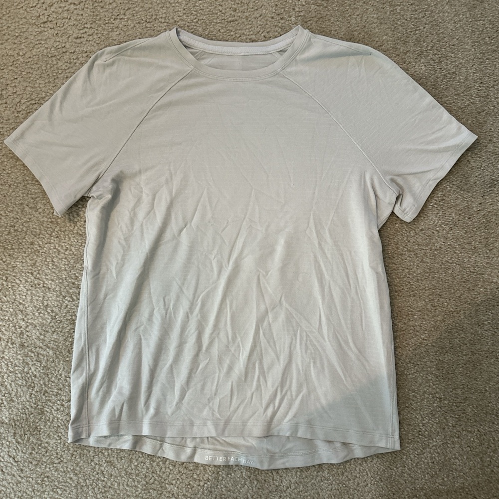 lululemon women’s license to train Short Sleeve white